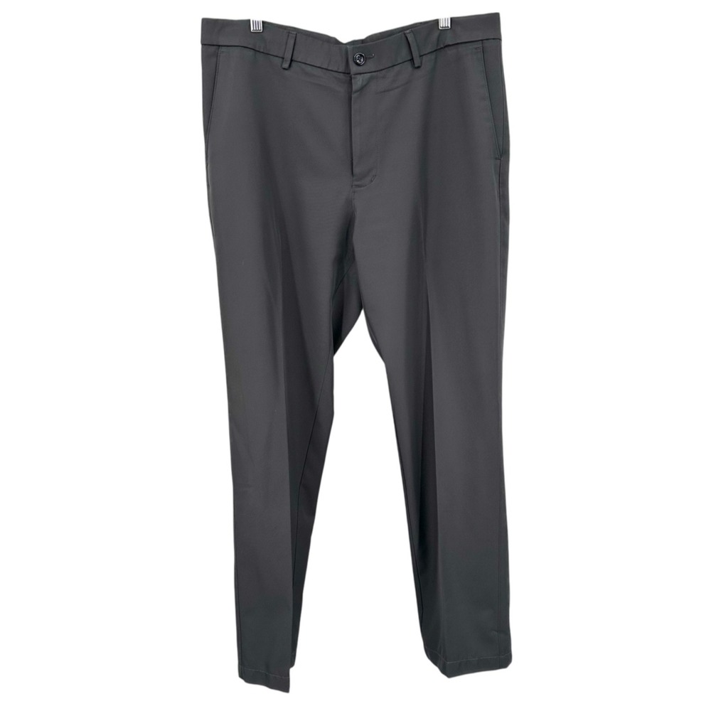 HAGGAR Black Straight Fit Flat Front Dress Pants Men's Size 36x32